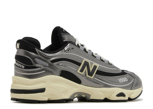 NEW BALANCE 1000 "SILVER METALLIC"