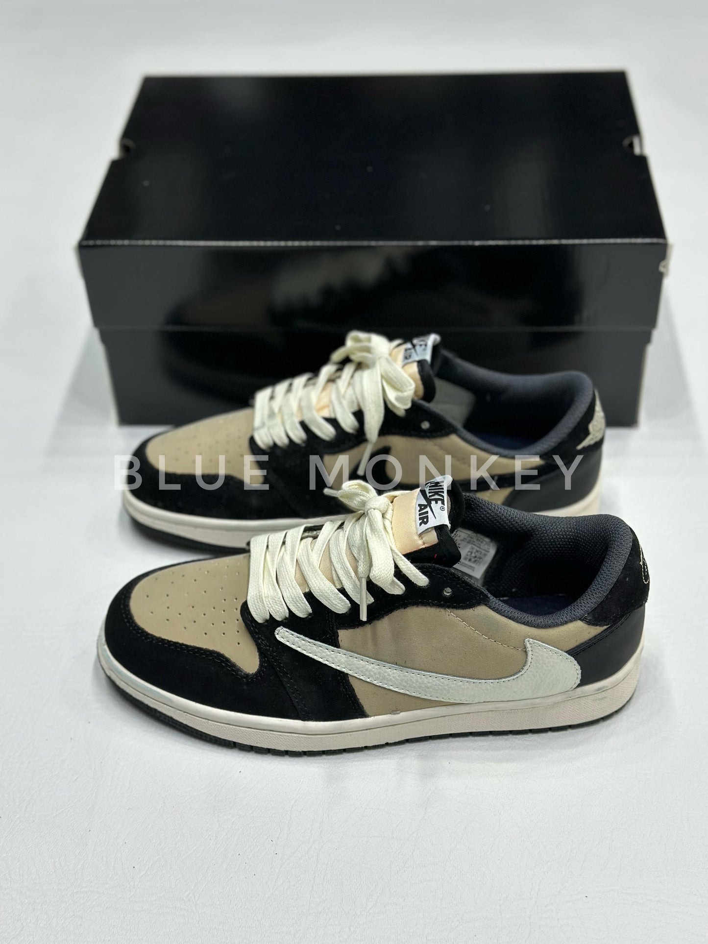 Air Jordan 1 Low X Travis scott Pale Vainilla