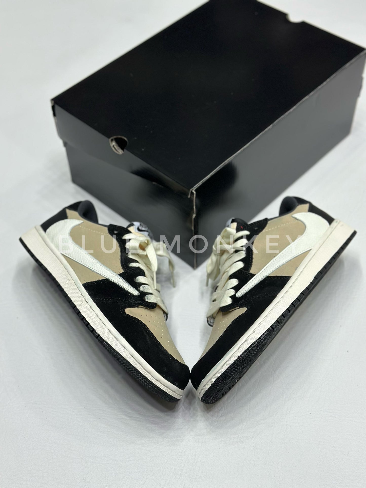 Air Jordan 1 Low X Travis scott Pale Vainilla