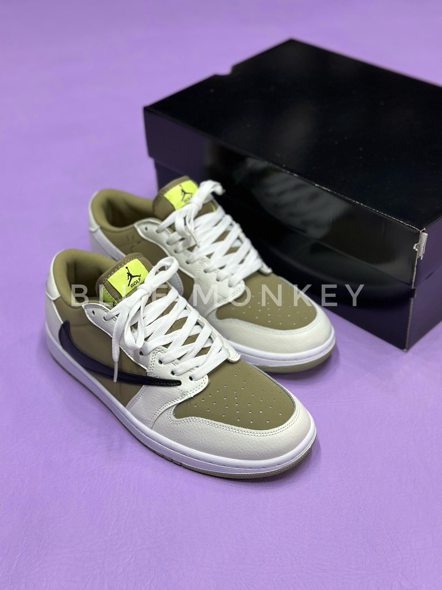 Travis Scott xAirJordan1 verde oliva