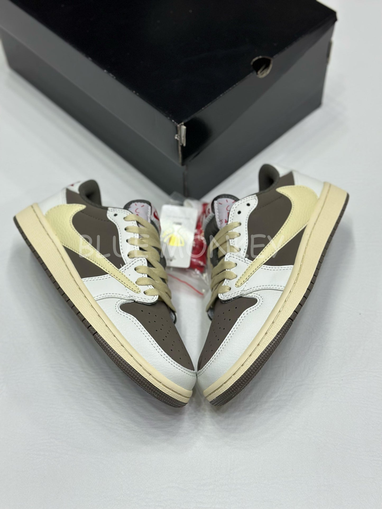 Travis Scott x Air Jordan 1 Low Mocha