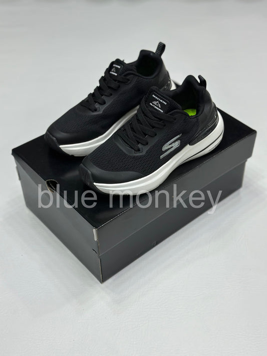 SKECHERS BLACK SK GO WALK MAX