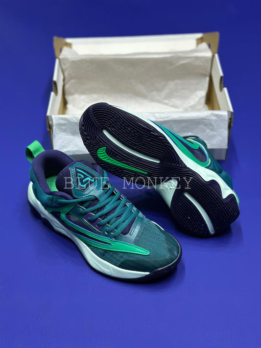 Nike Giannis Immortality 3 EP