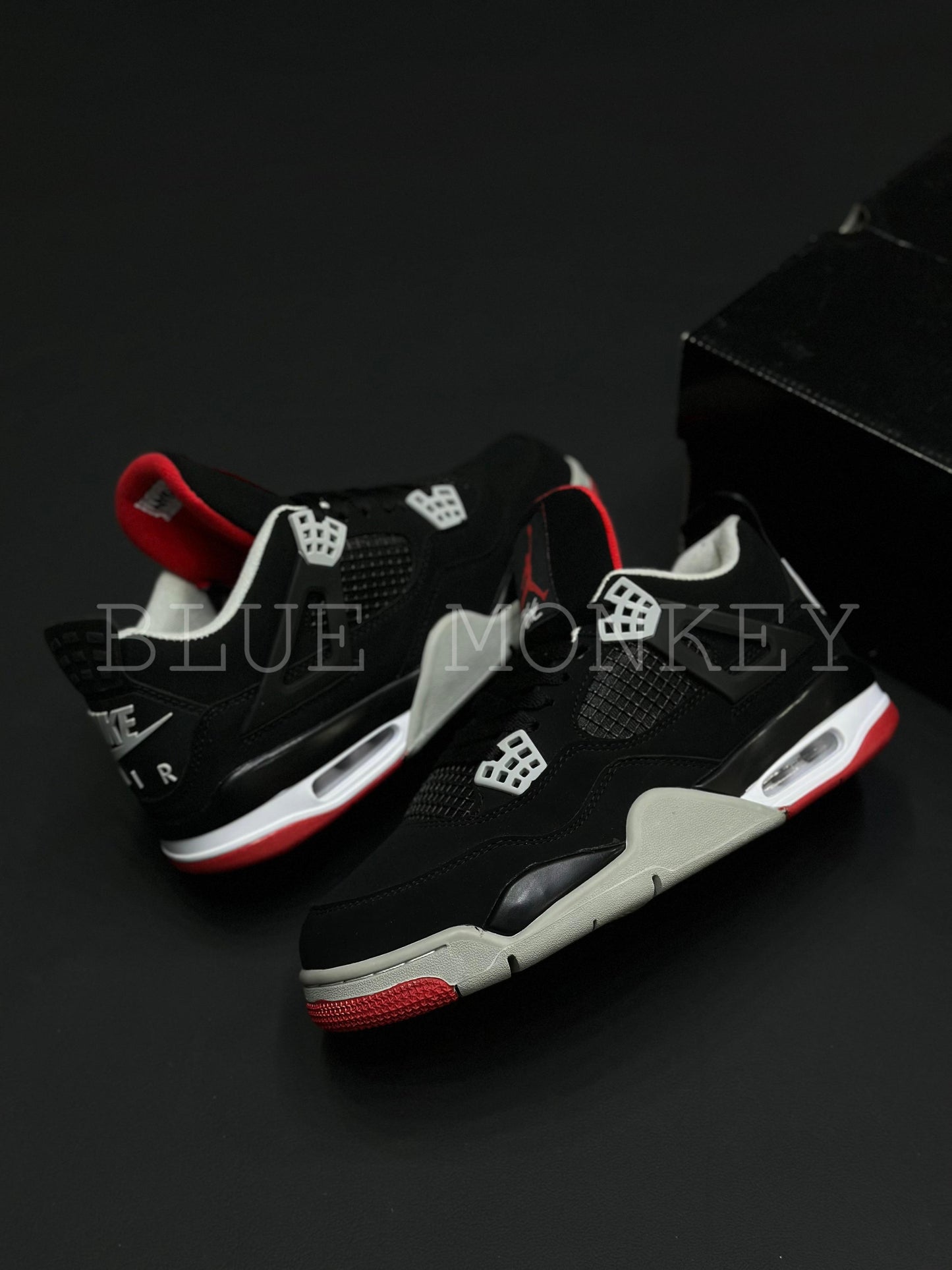 Nike Air Jordan 4 Retro Bred