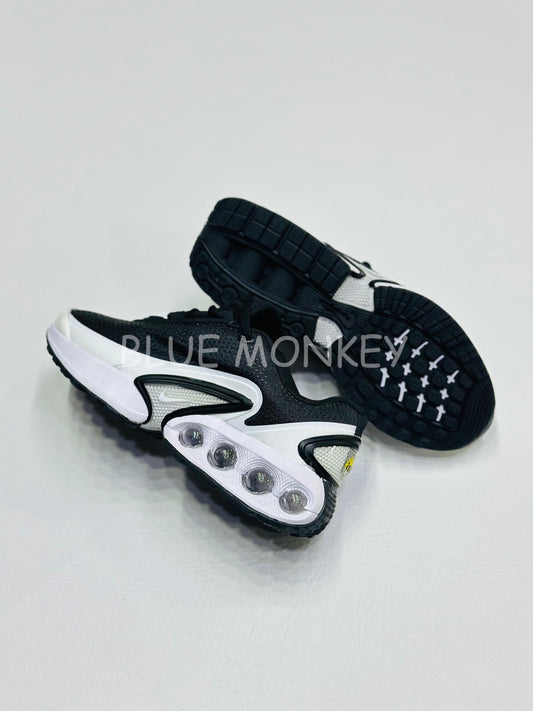 Nike Air Max DN Black/W