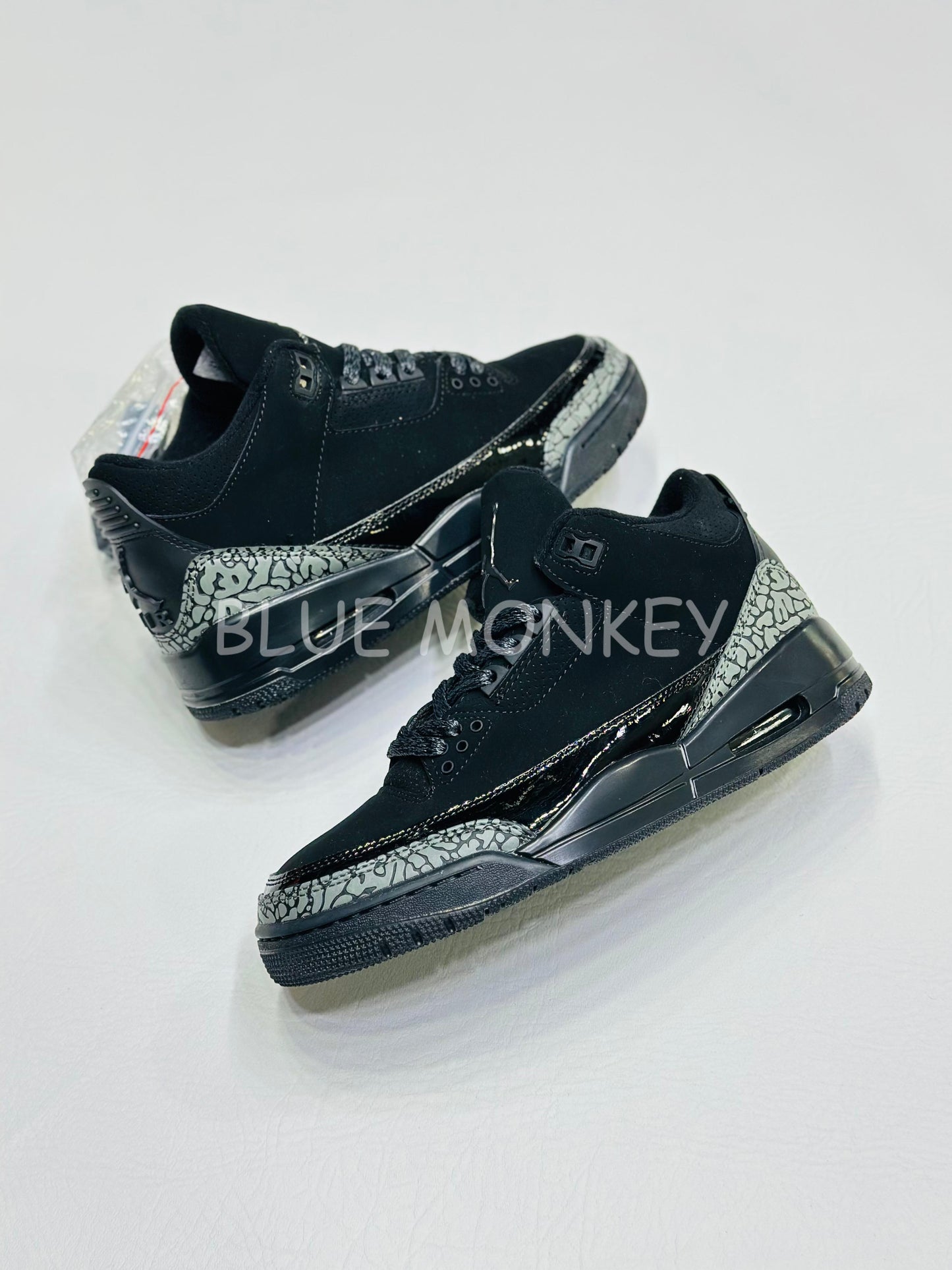 Jordan Retro 3 Black Cat