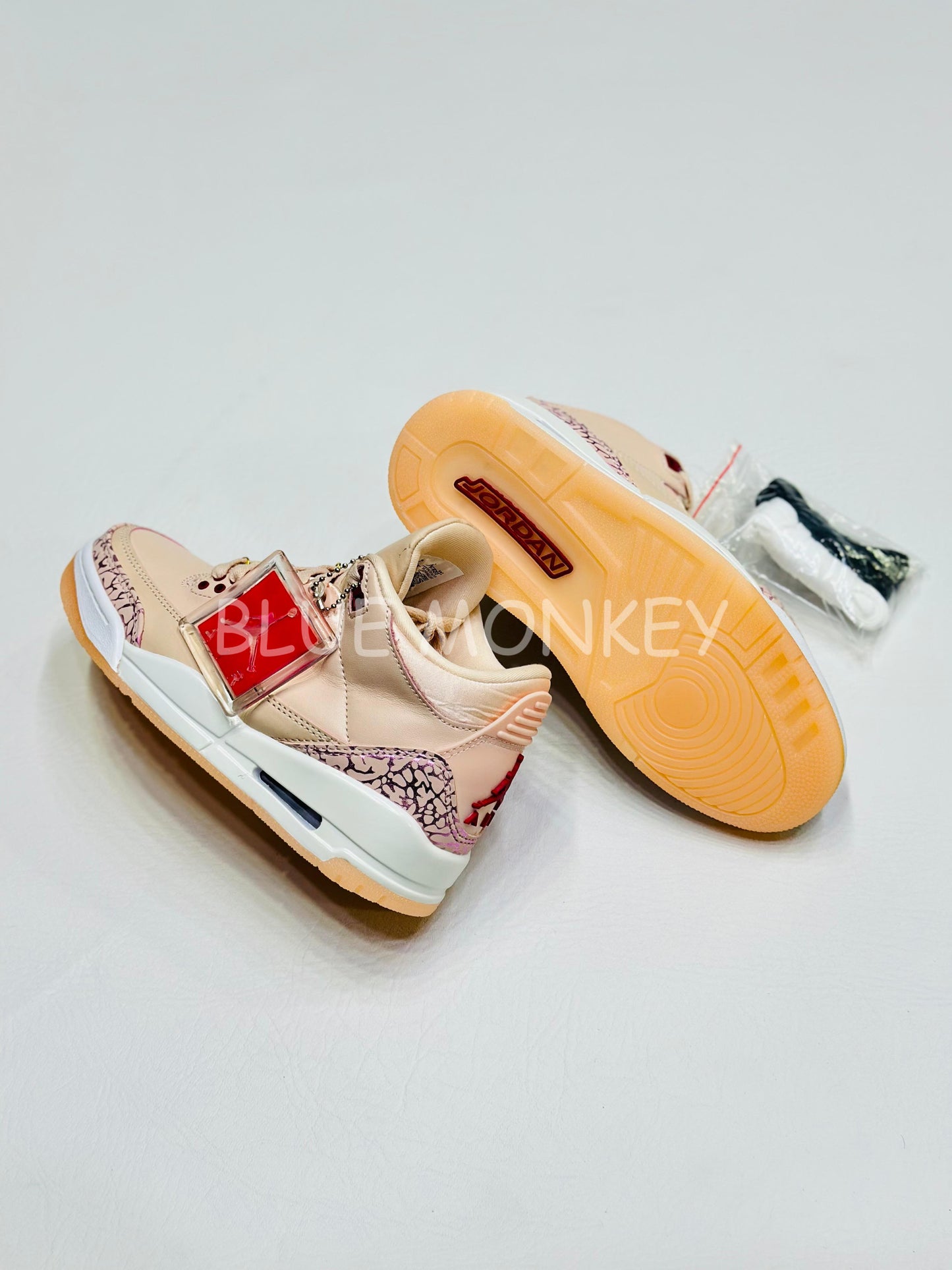 Jordan retro 3 San Valentín