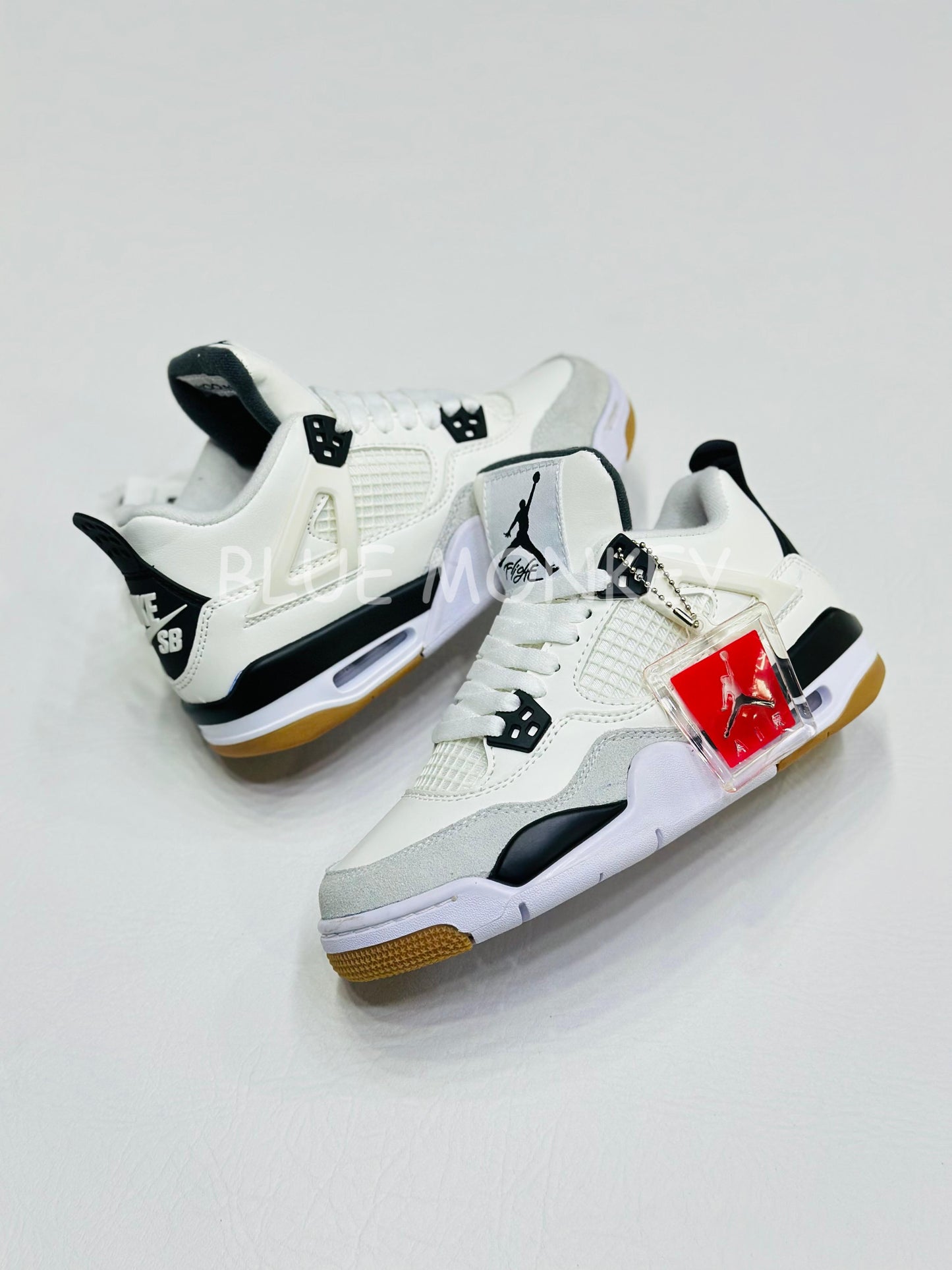 Air Jordan 4 Retro SB Pine Black