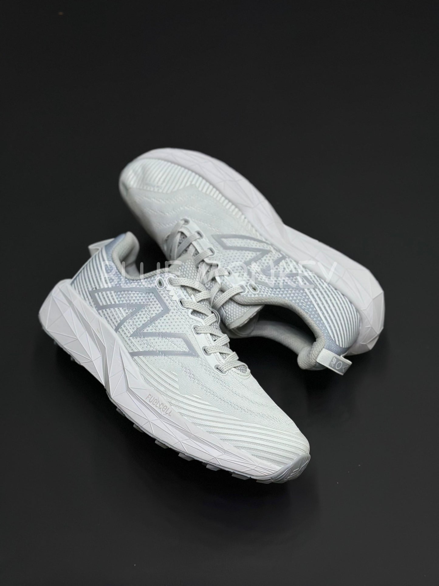 New Balance Venym