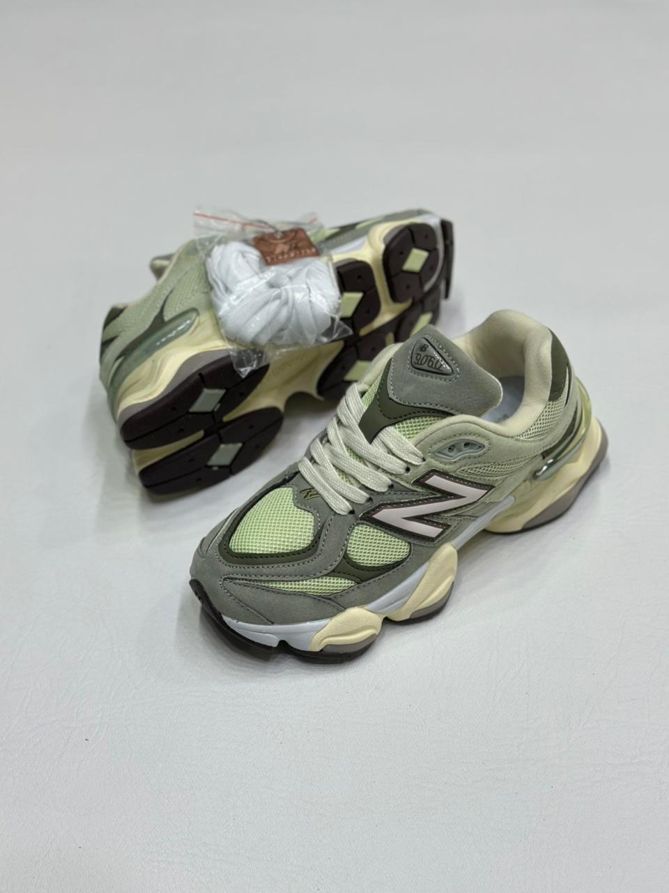New Balance 9060 Olive
