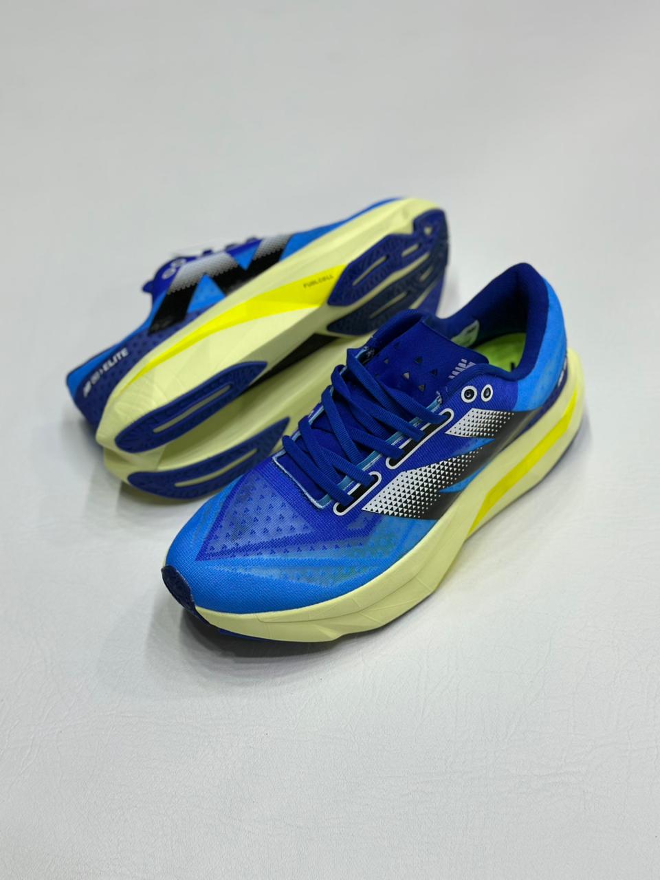 New Balance FuelCell Élite V4 Azul