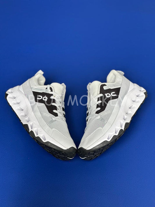 On Cloudhorizon Gray