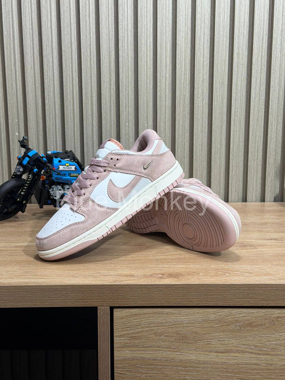 Nike Dunk Low Mocha Pink