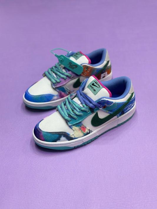 Nike SB Dunk Low ¨Futura Laboratories Bleached Aqua¨