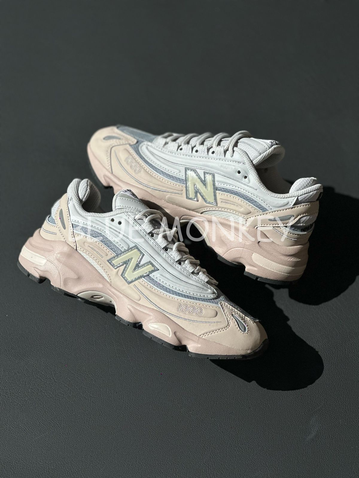 New Balance 100-Moonrock