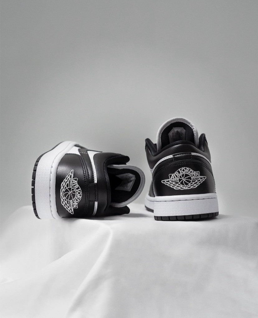 Nike Air Jordan Retro 1 Low Panda