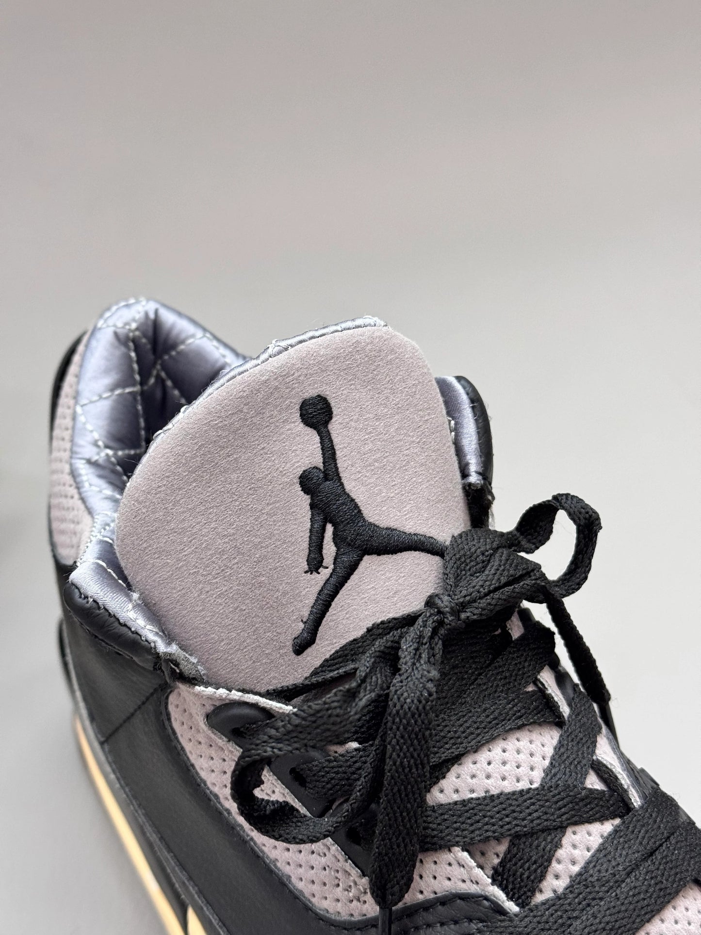 Jordan 3 Retro OG SP A Ma Maniére Black Violet Ore
