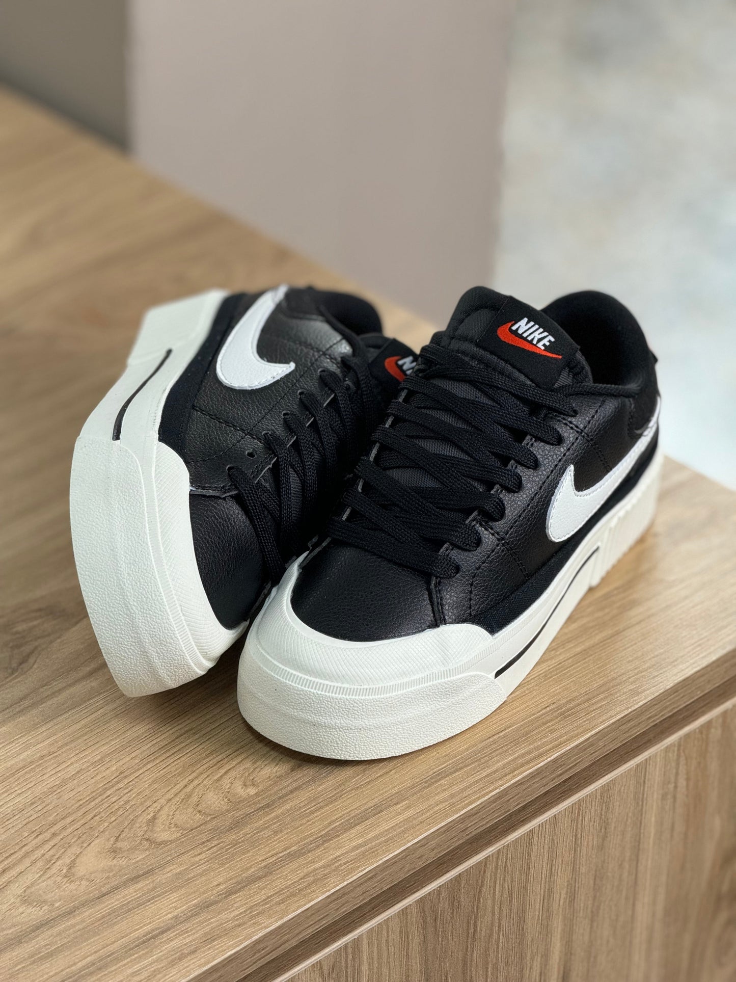 Nike Court Legacy
