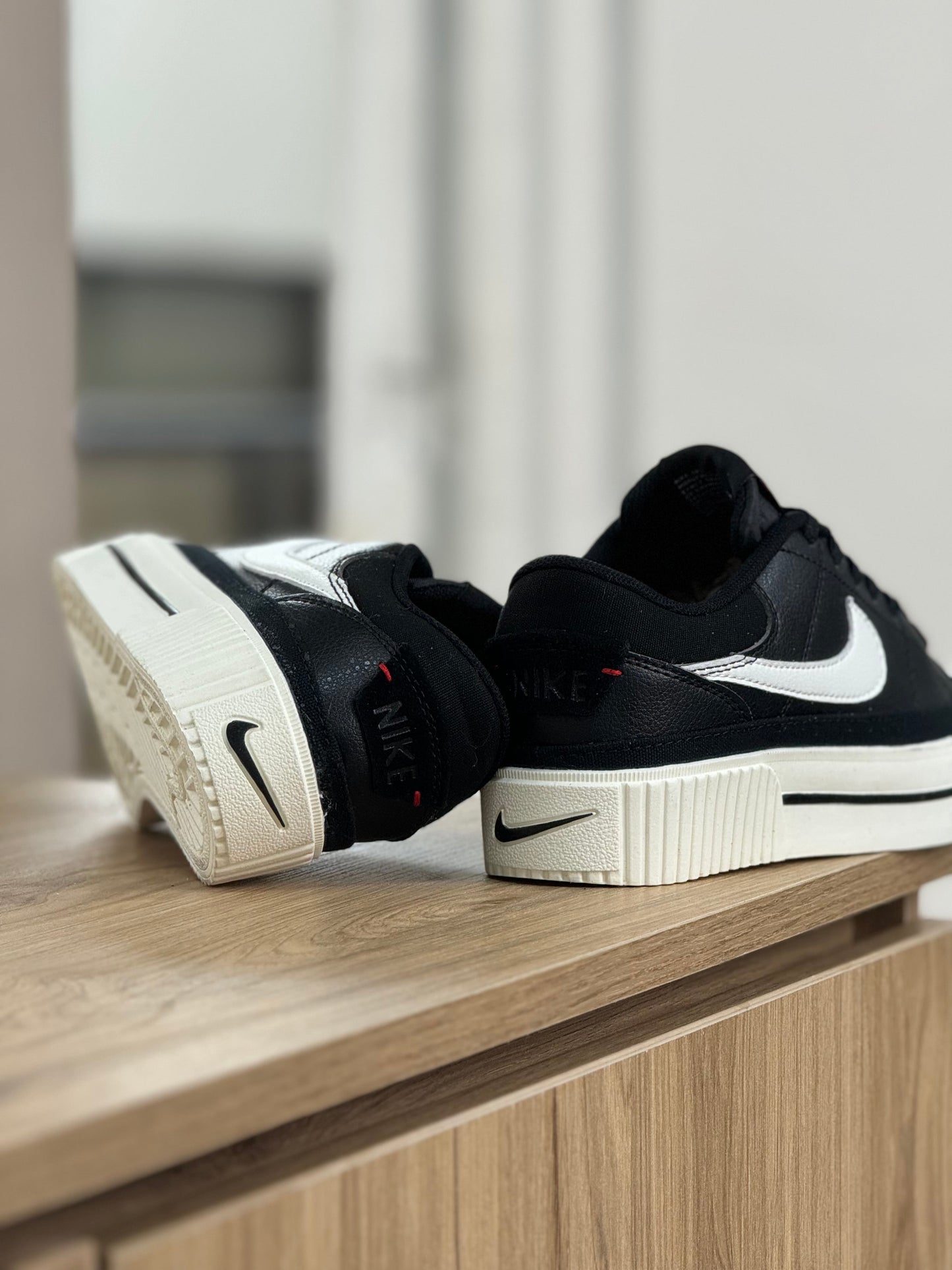 Nike Court Legacy