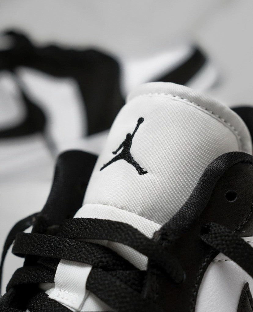 Nike Air Jordan Retro 1 Low Panda
