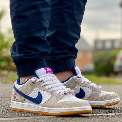 Nike SB x Rayssa Leal Dunk Low QS White Gum Blue Pink