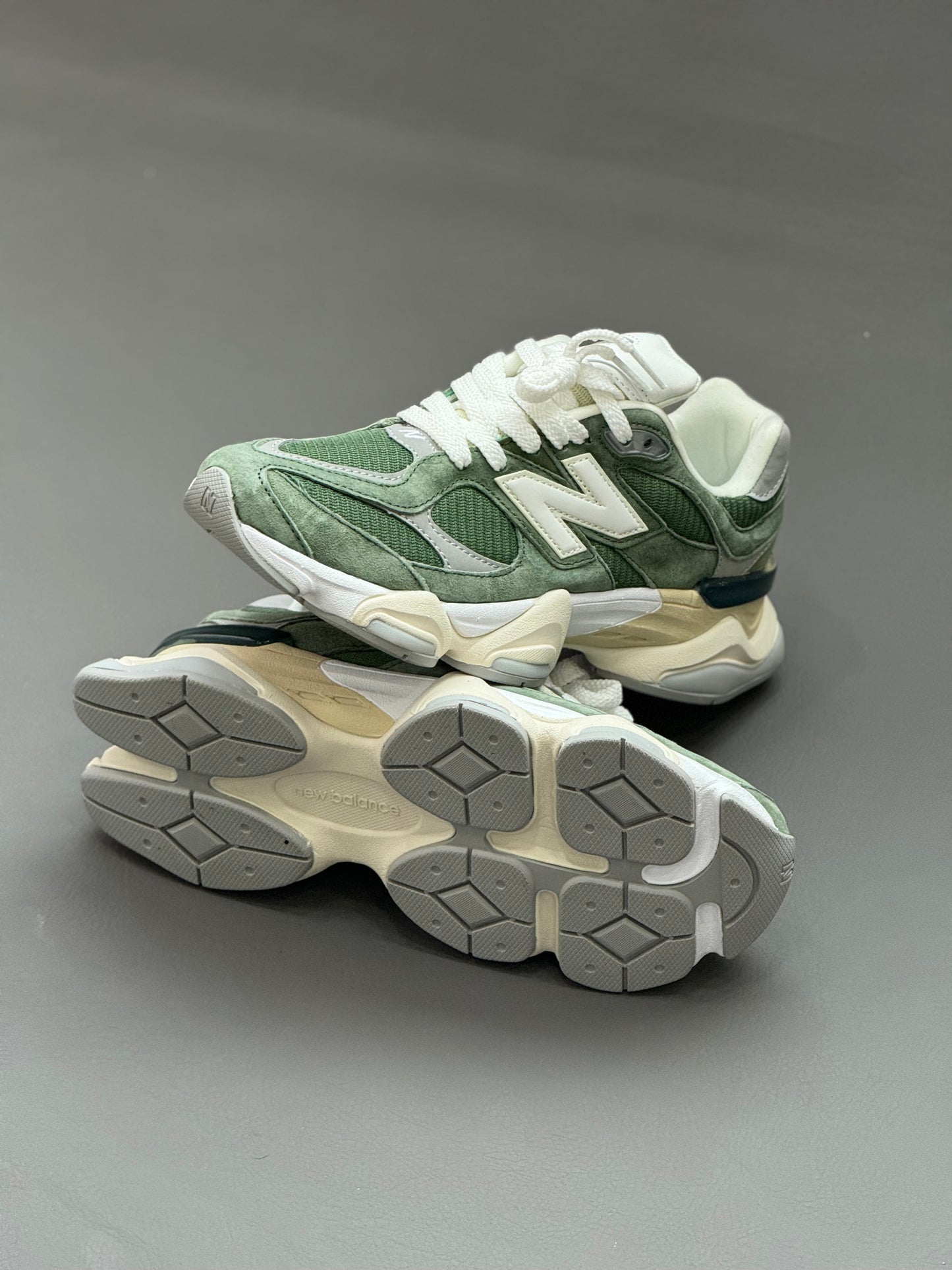 New Balance 9060 Green