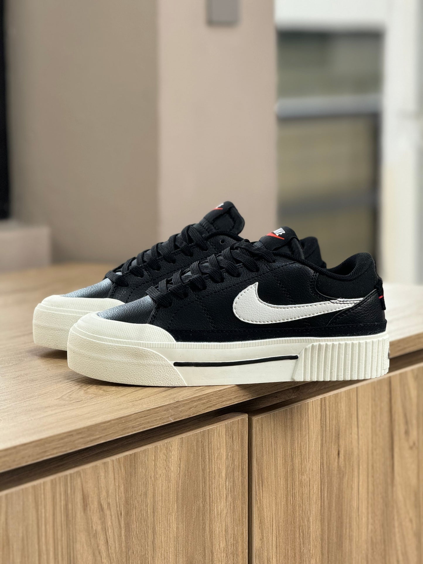 Nike Court Legacy