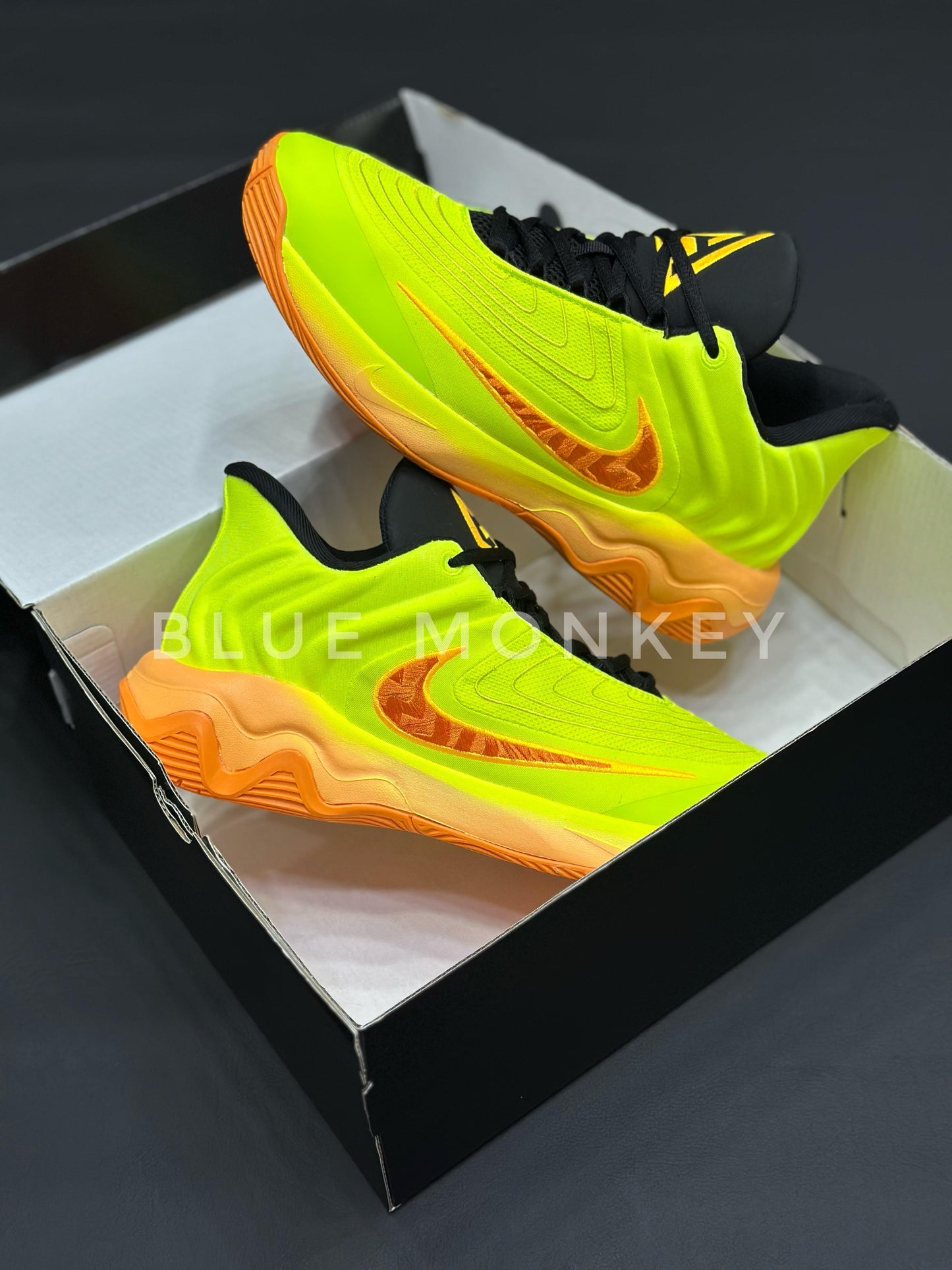 Nike Giannis Immortality 4 - Cyber/Bright