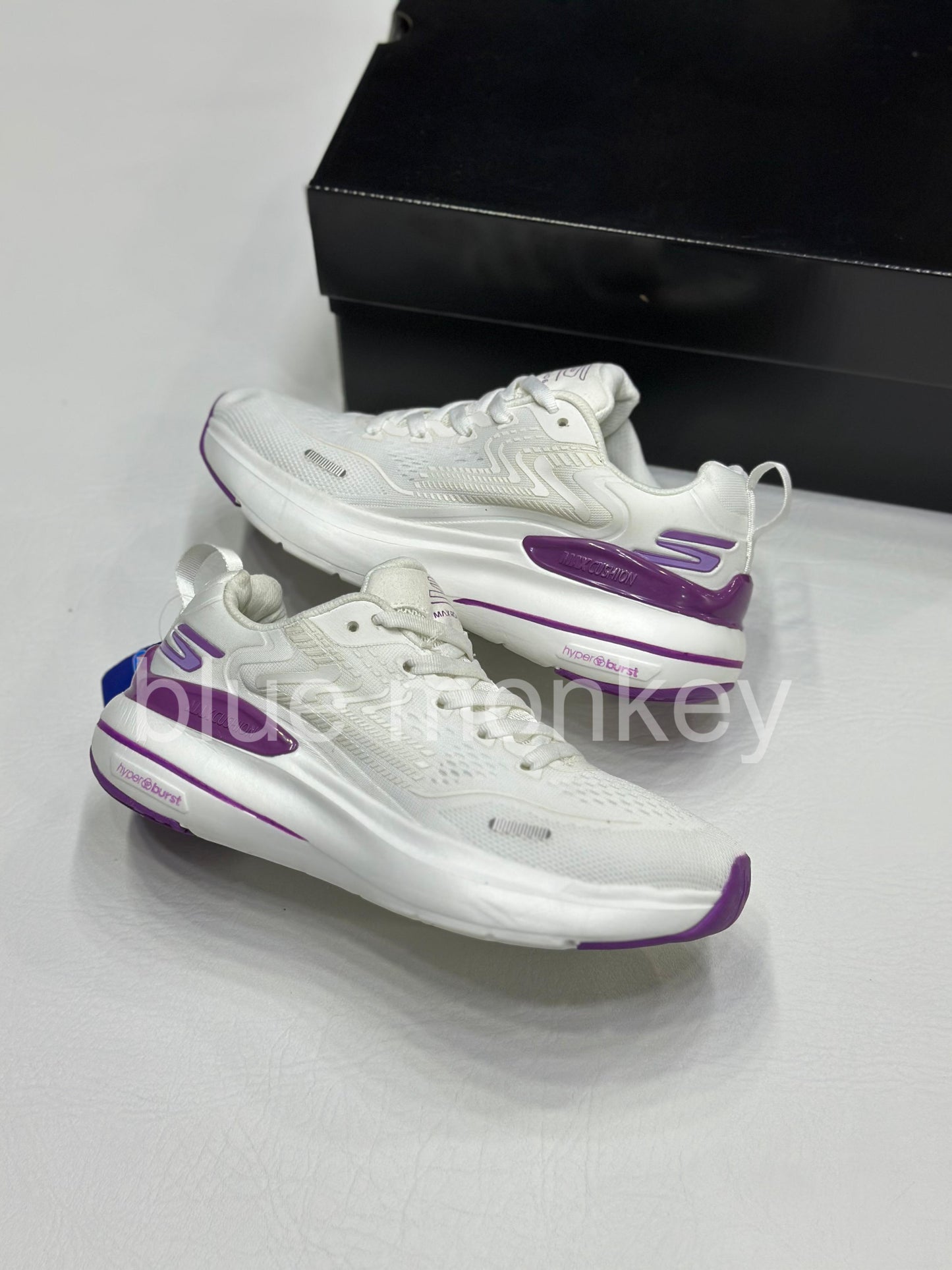 SKECHERS BLANCO SK GO WALK MAX