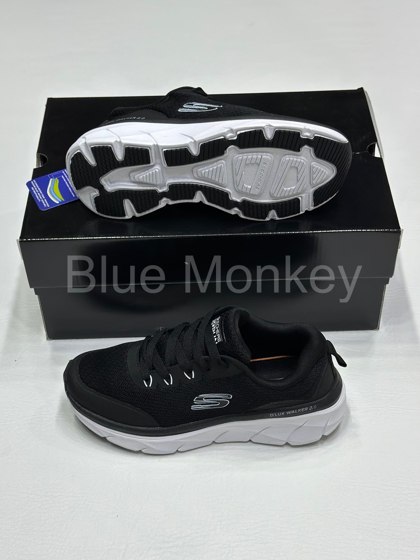 SKECHERS BLACK SK GO V2