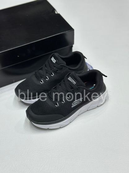 SKECHERS BLACK SK GO V2