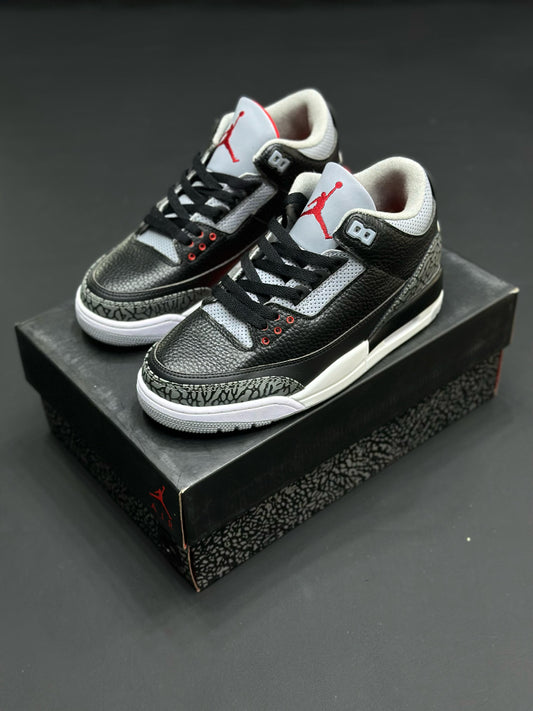 Air Jordan 3 Cement