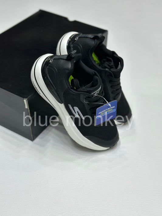 SKECHERS BLACK SK GO WALK MAX