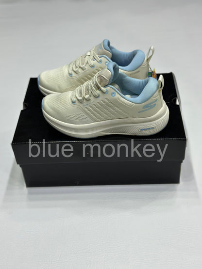 SKECHERS GRAY SK GO V2