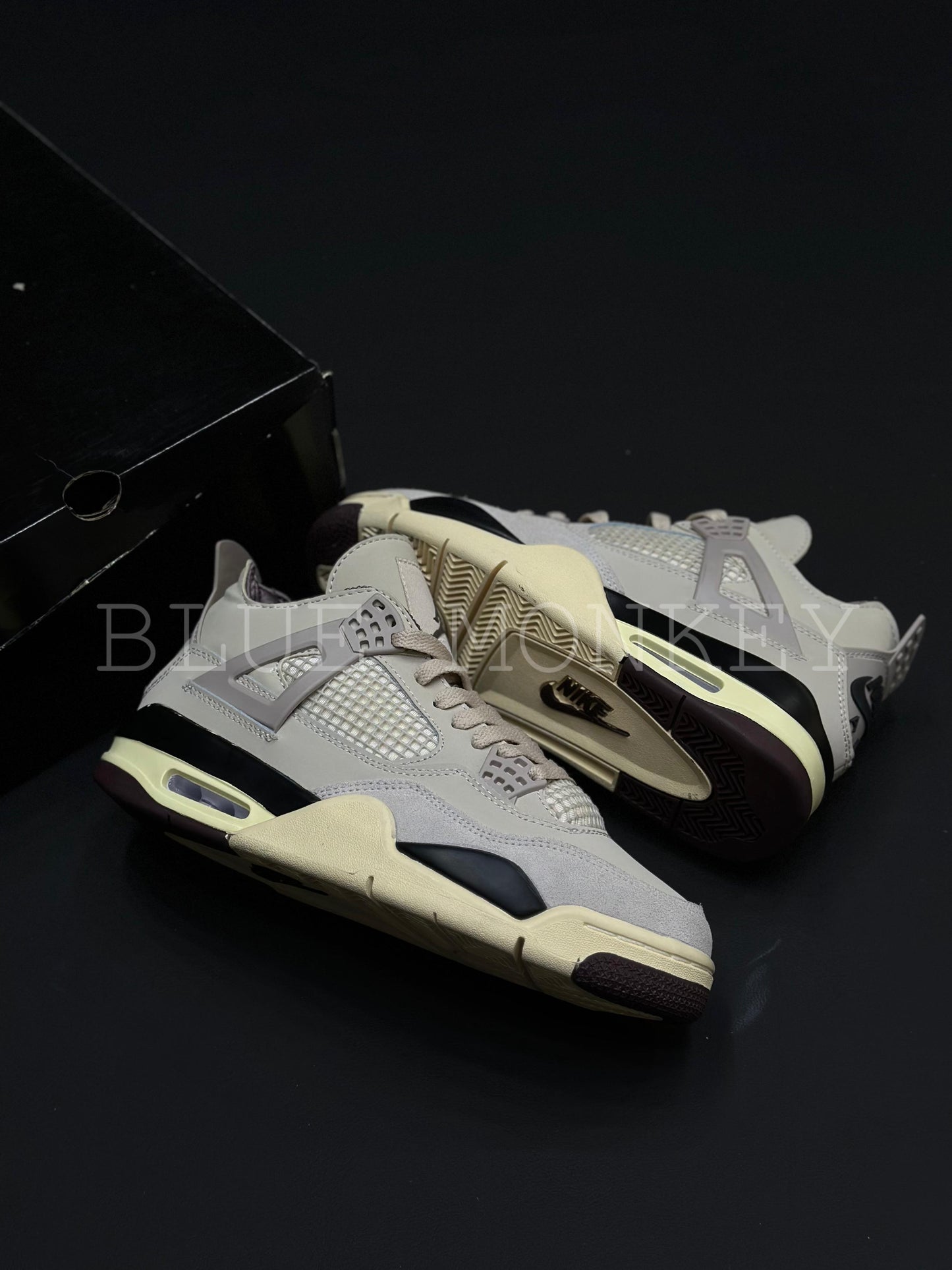 Air Jordan retro 4 a ma maniere Beige