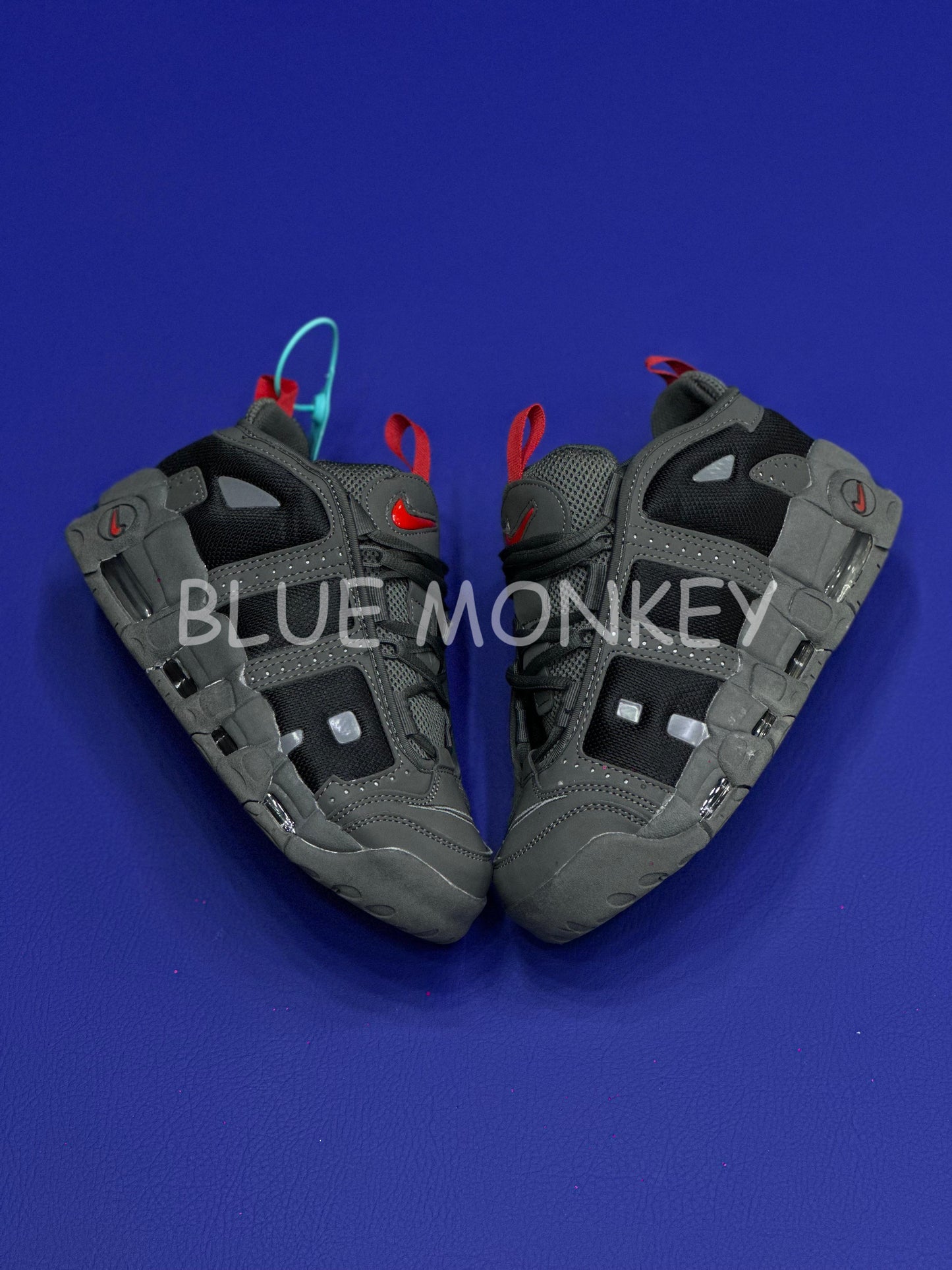 Nike Air More Uptempo Low Dark Grey