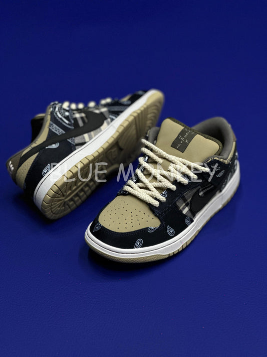 Nike SB Dunk Low x Travis Scott