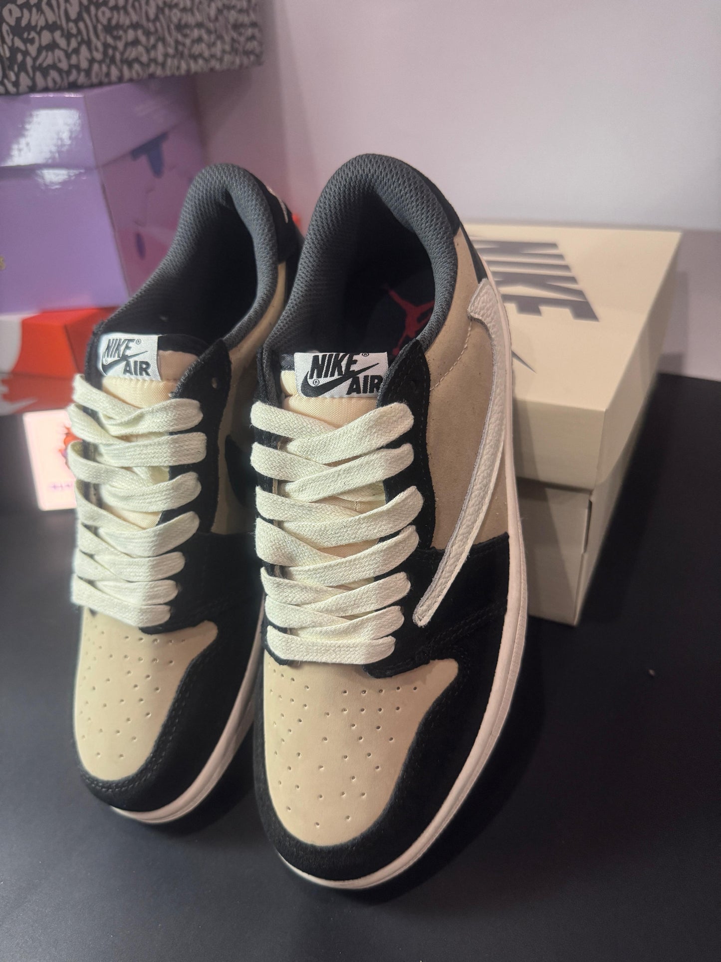 Air Jordan 1 Low X Travis scott Pale Vainilla