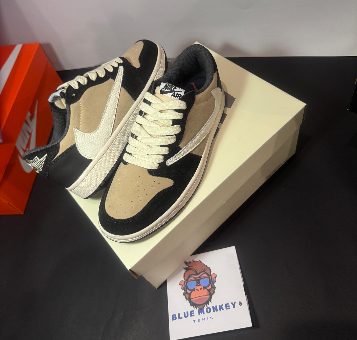 Air Jordan 1 Low X Travis scott Pale Vainilla