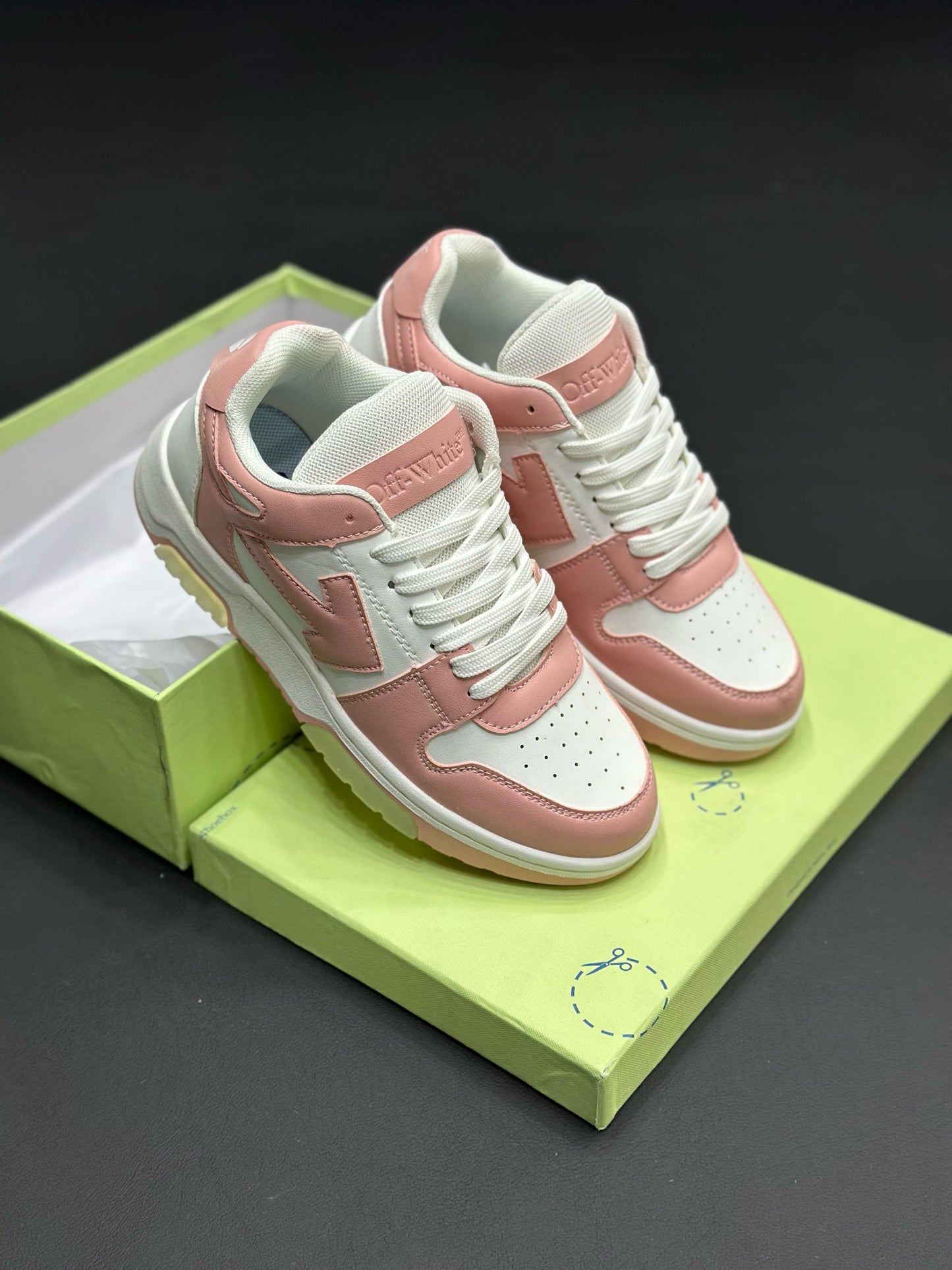 OFF WHITE OUT OF OFFICE ROSE