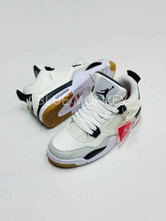 Air Jordan 4 Retro SB Pine Black