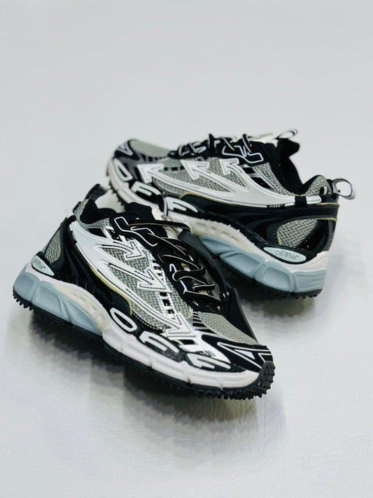 OFF WHITE Be Right White-Black
