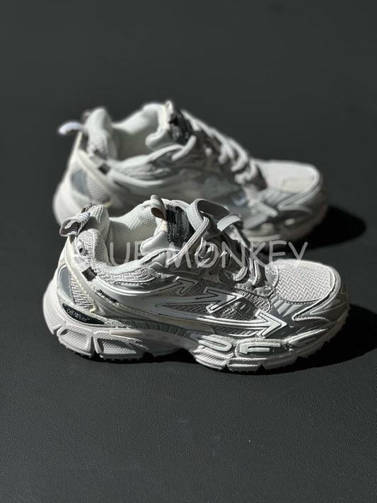 Off-White Be Right back