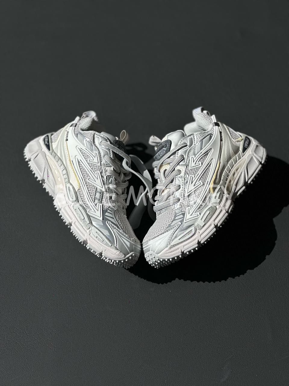 Off-White Be Right back