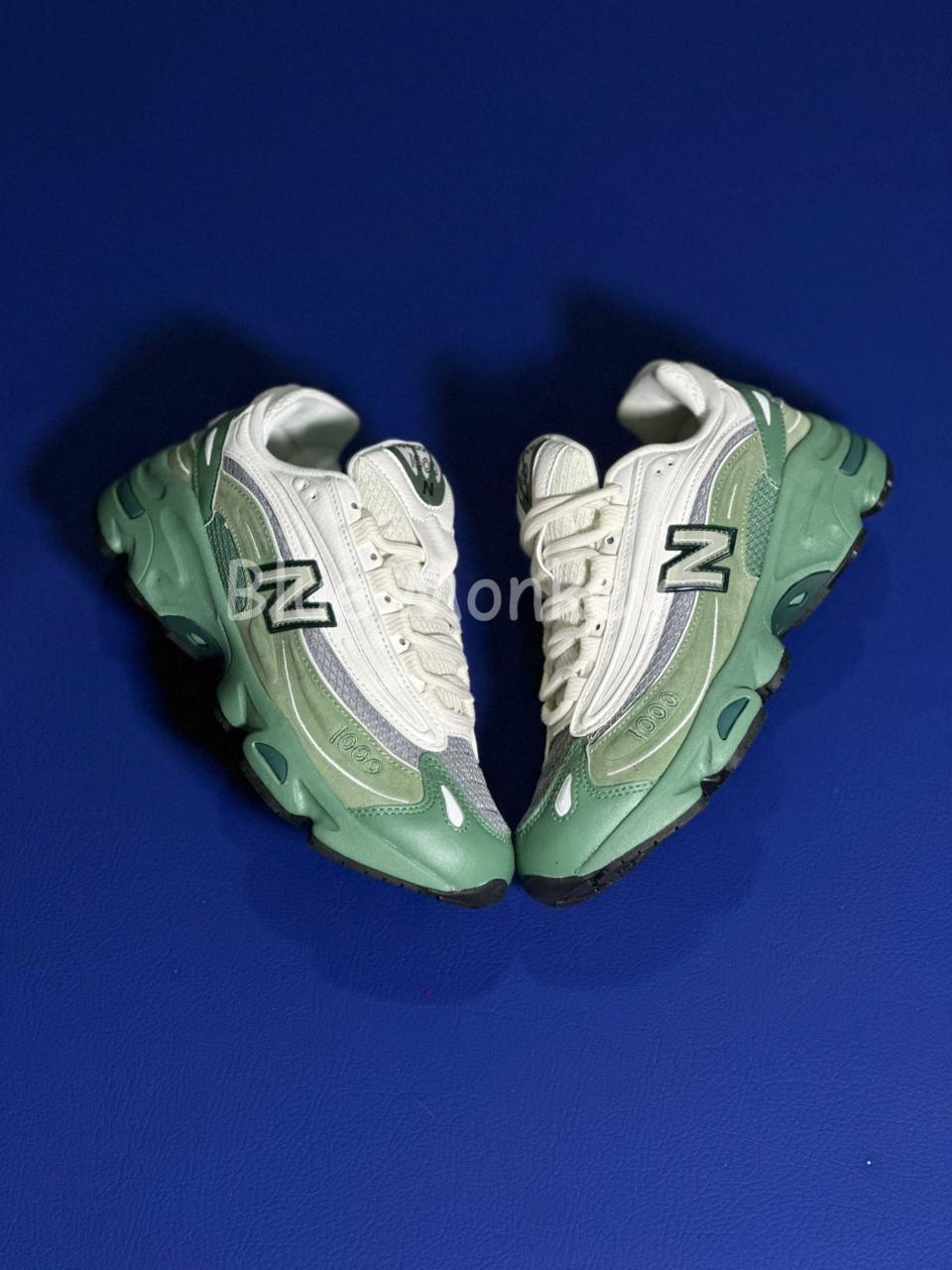 New Balance 1000 Green