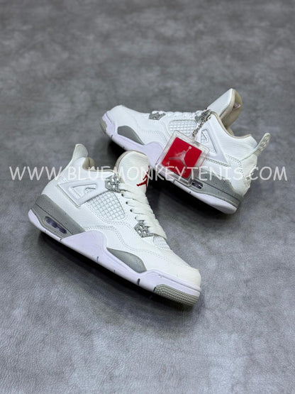 Air Jordan 4 Oreo