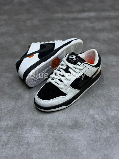 Nike SB Dunk Low Tightbooth