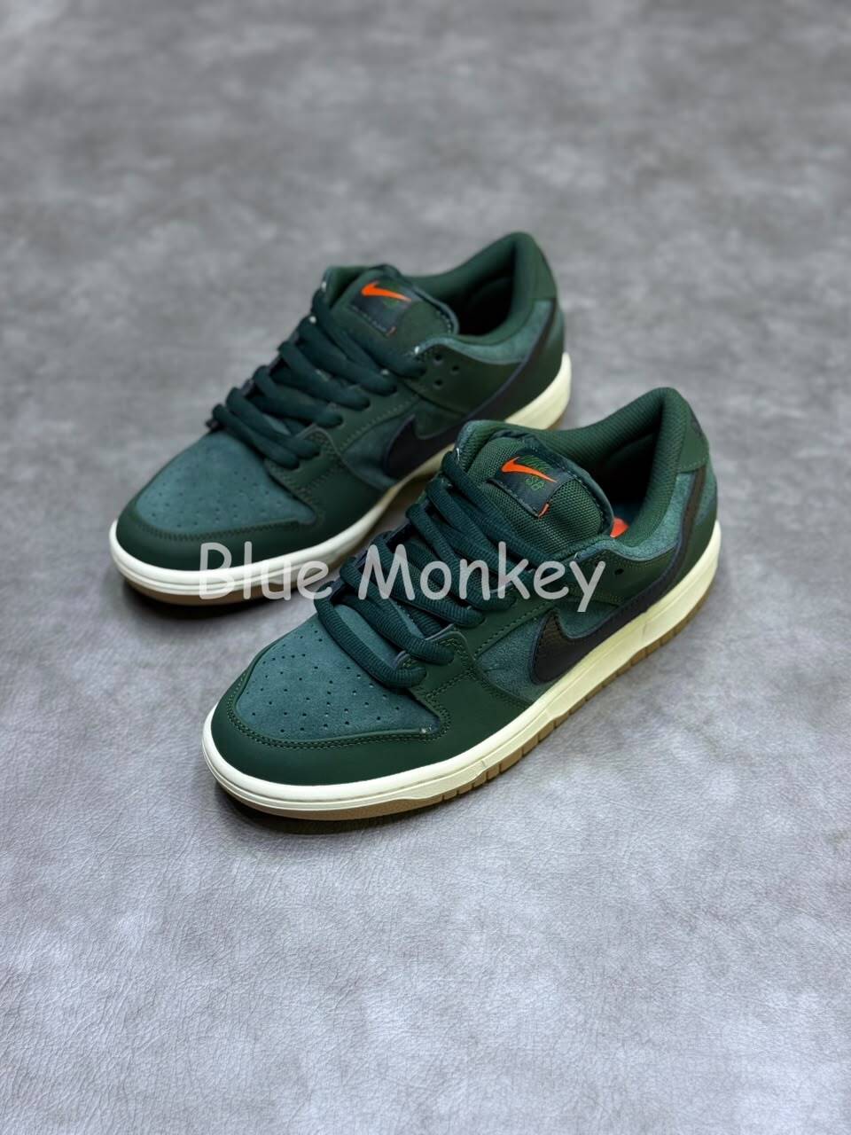Nike SB Dunk Low Pro ISO "Deep Fir"
