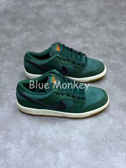 Nike SB Dunk Low Pro ISO "Deep Fir"