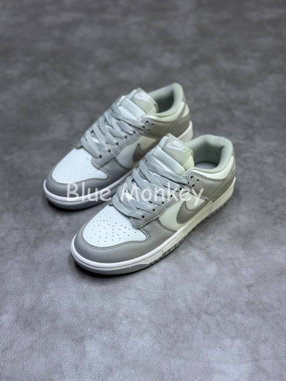 Nike SB Dunk Low Grey